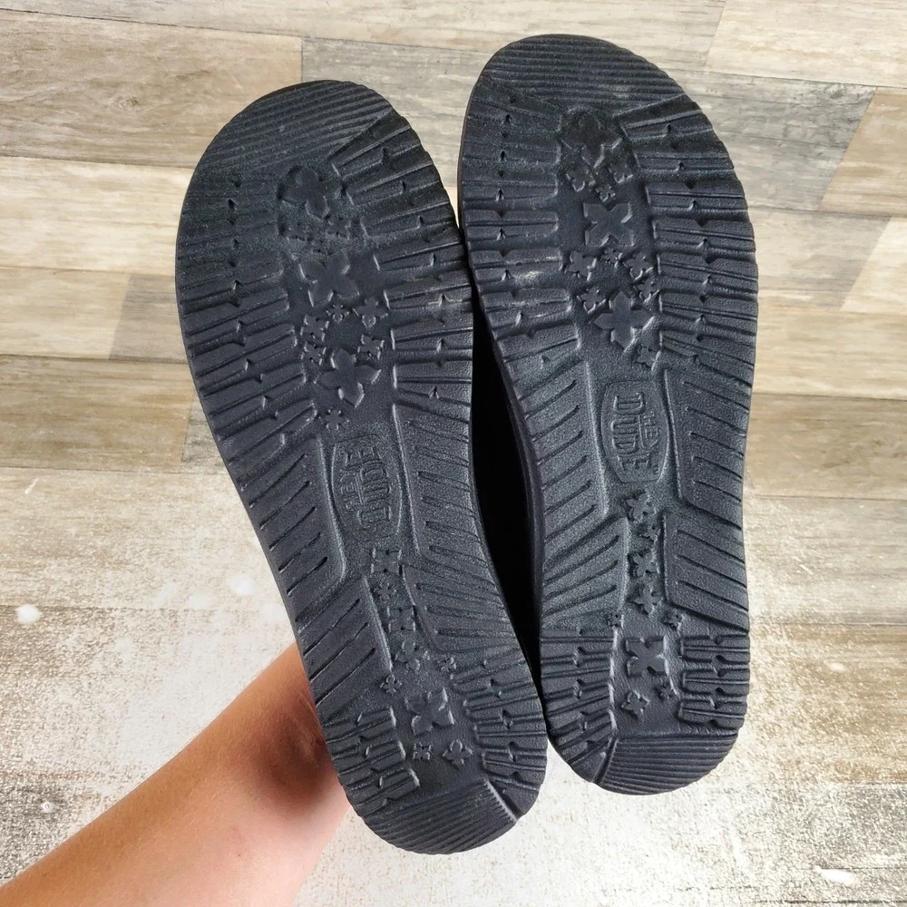Hey Dude Wally Funk Mono Womens Shoes Sz 11 Black Round Toe Slip On Sneakers